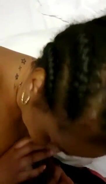 Jolie femme           .