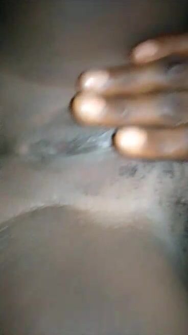 Une ivoirienne au Mali envoie sa nudité à son Copin malien