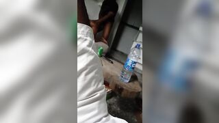 Laisser un inconnu baisée ma meuf.