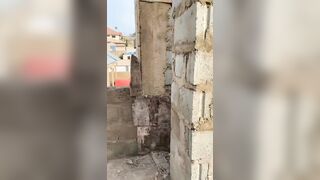 Surpris entrain de se masturber