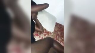 Sextape avec une gros seins chatte poilue baisé en douceur