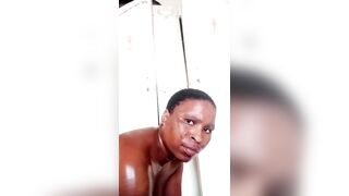 Shower mom