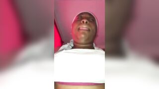 il baise fort