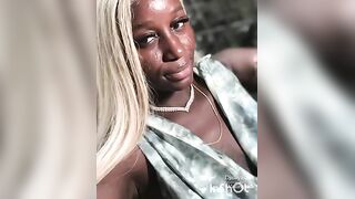Tsexy dami se fait lecher et lèches anitché