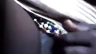 elle_se_masturbe_sous_le_drap bien