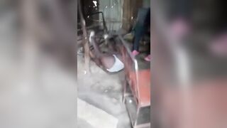 Striptease à la villageoise